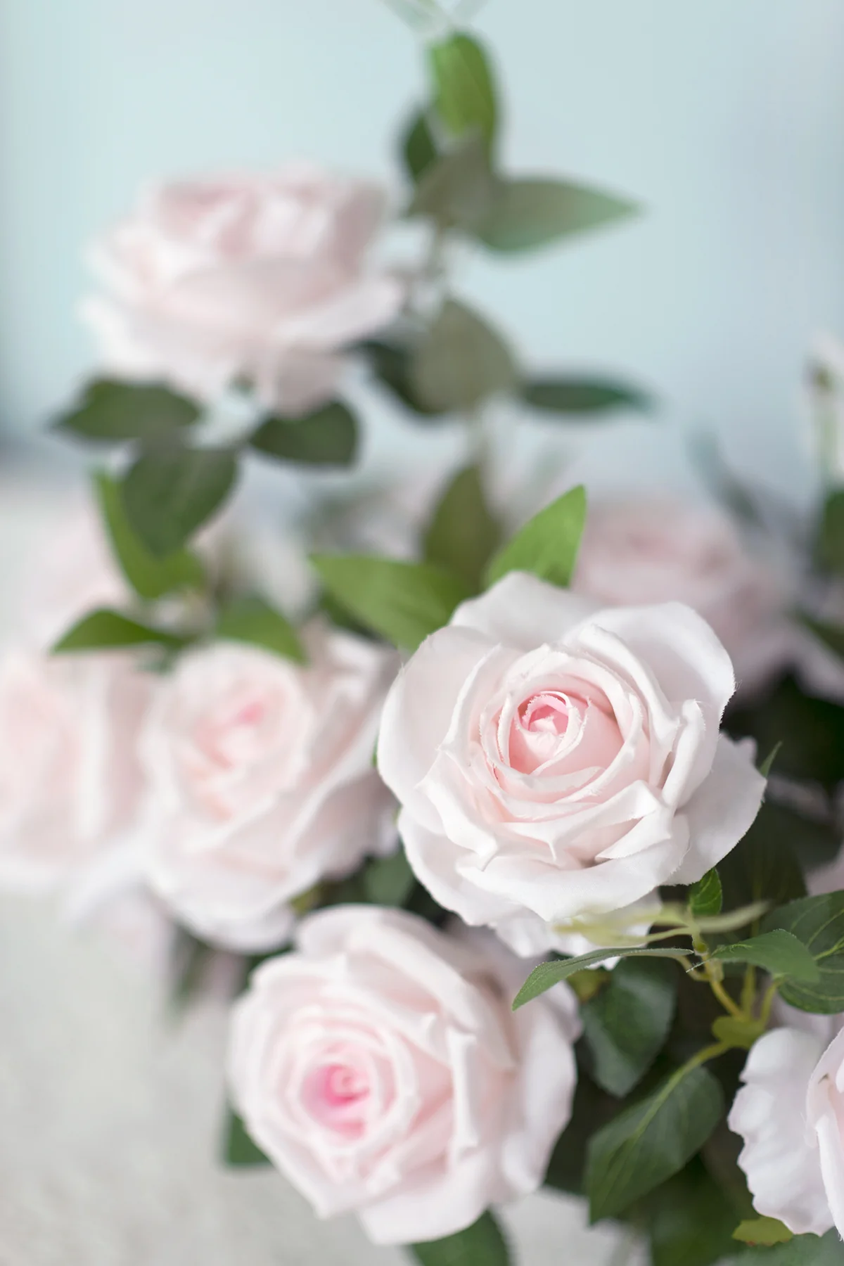 3.5" Silk Vendela Rose with Stem - Image 11