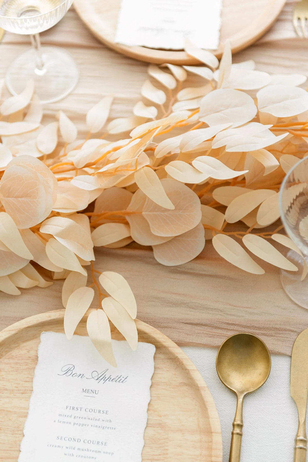 6ft Eucalyptus and Willow Leaf Greenery Garland in White & Beige | Clearance - Image 3