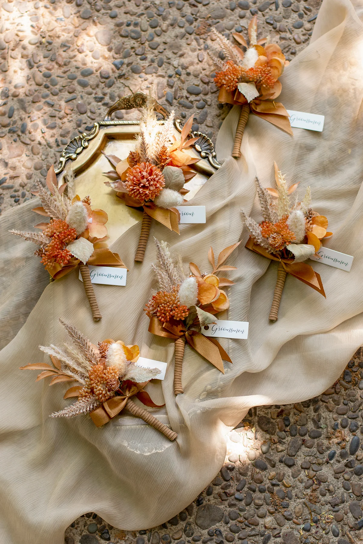 Additional Flower Decorations in Boutonniere (Set of 6) | Clearance - Image 4