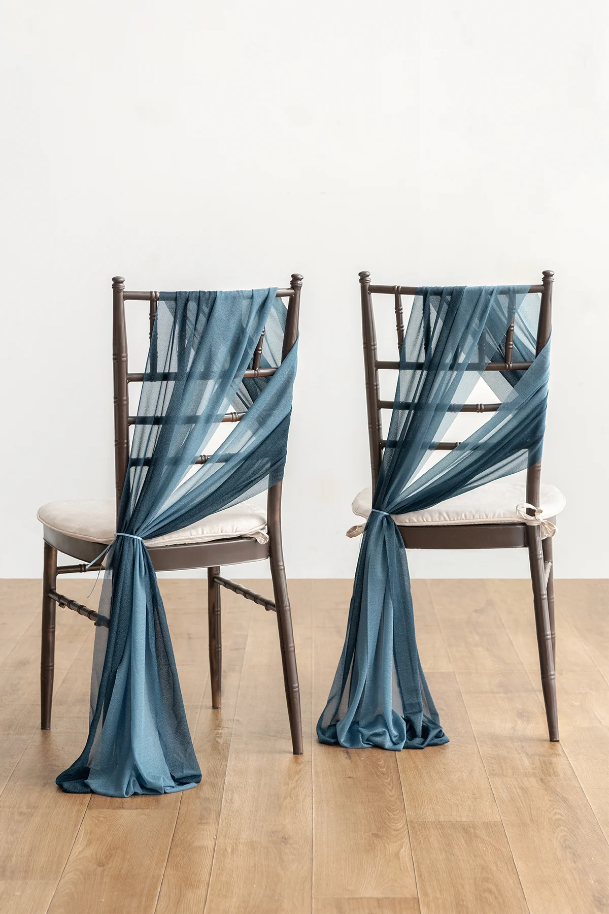 Aisle & Chair Decor Set in Dusty Blue & Navy - Image 4