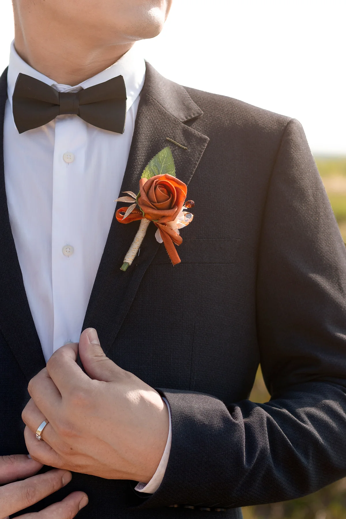 Boutonniere & Wrist Corsage Set - Image 15