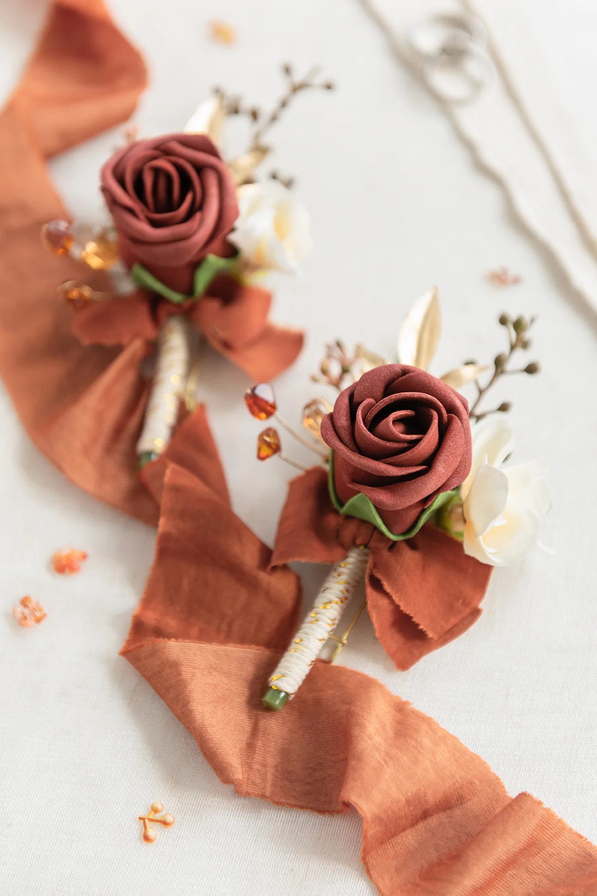 Boutonnieres in Amber - Image 4