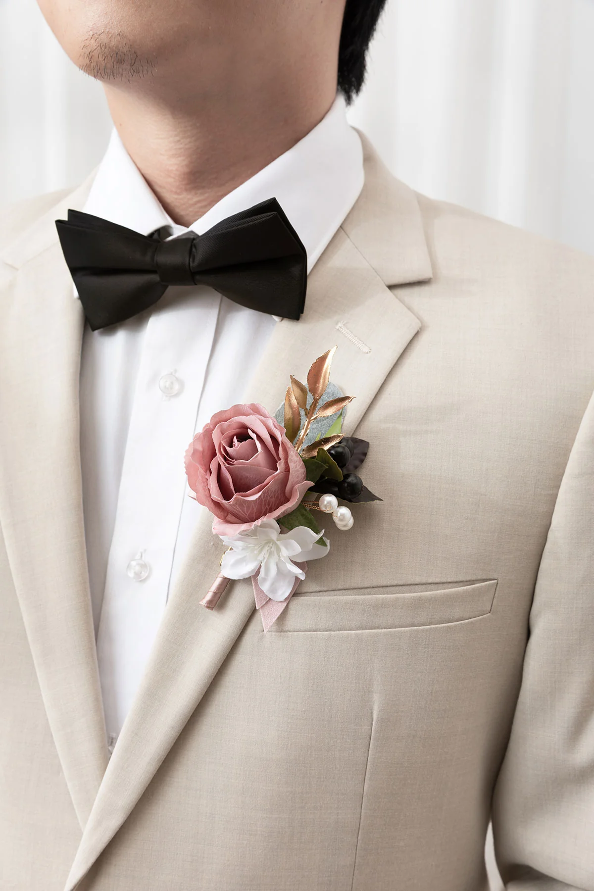Boutonnieres in Dusty Rose - Image 2