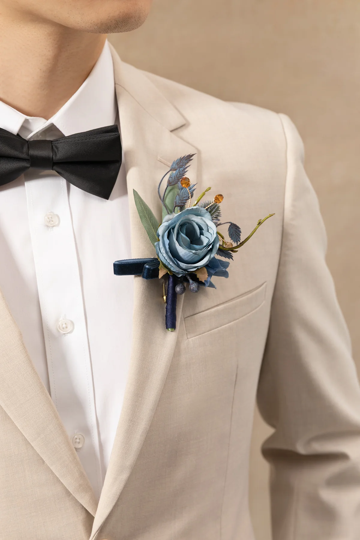 Boutonnieres in Dutch Blue & Navy Blue - Image 5