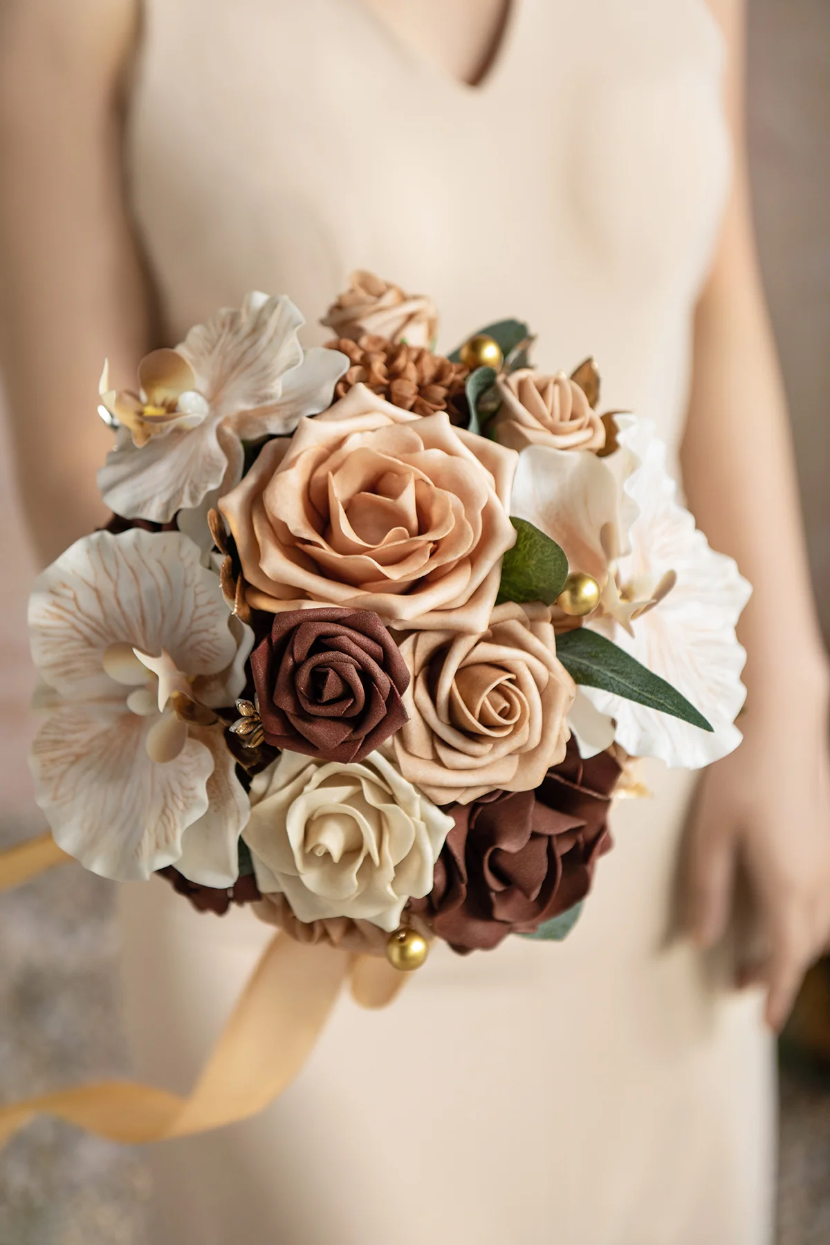 Bridesmaid Bouquet in Caramel & Walnut Brown - Image 6