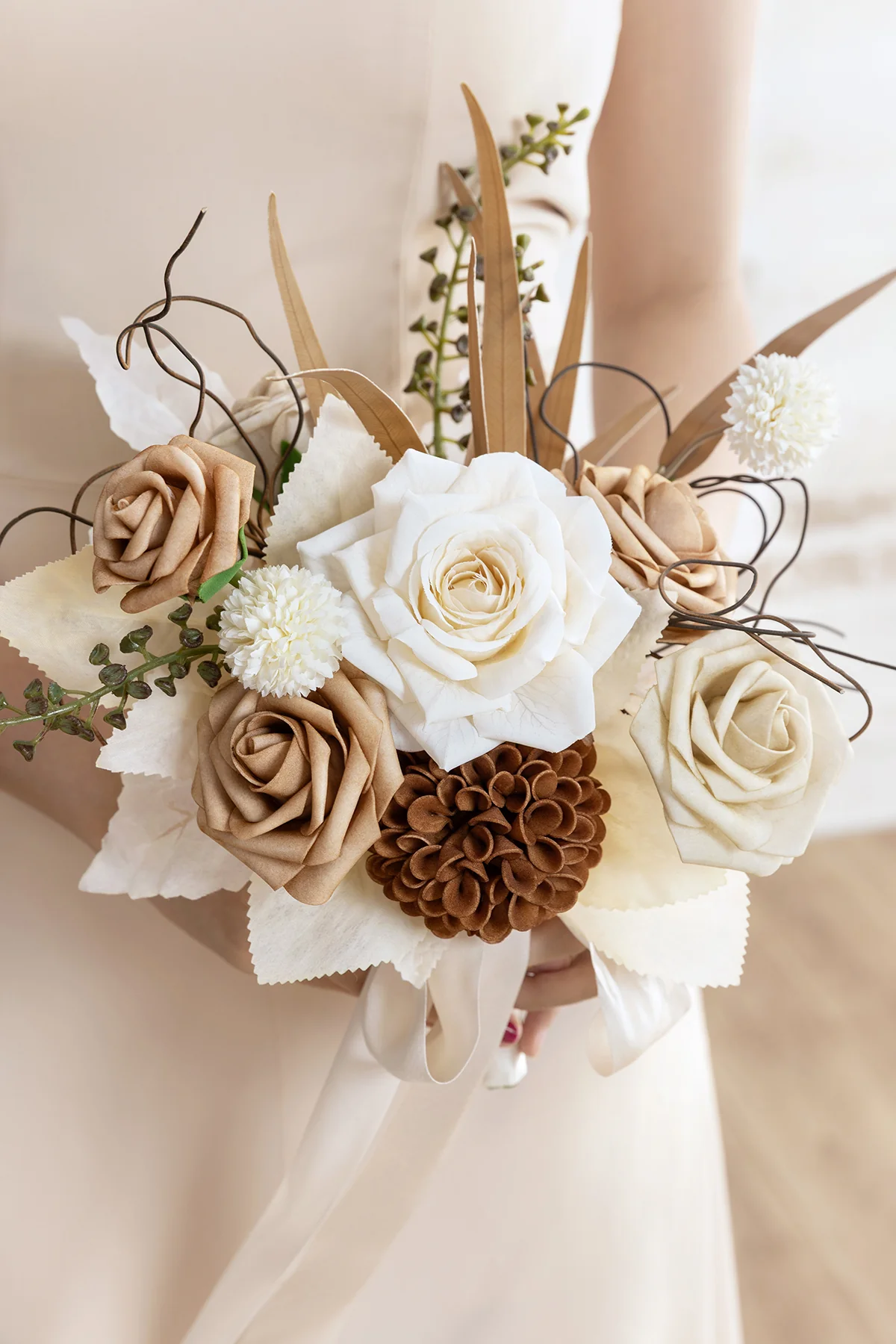 Bridesmaid Posy in Beige Raw Serenity - Image 5
