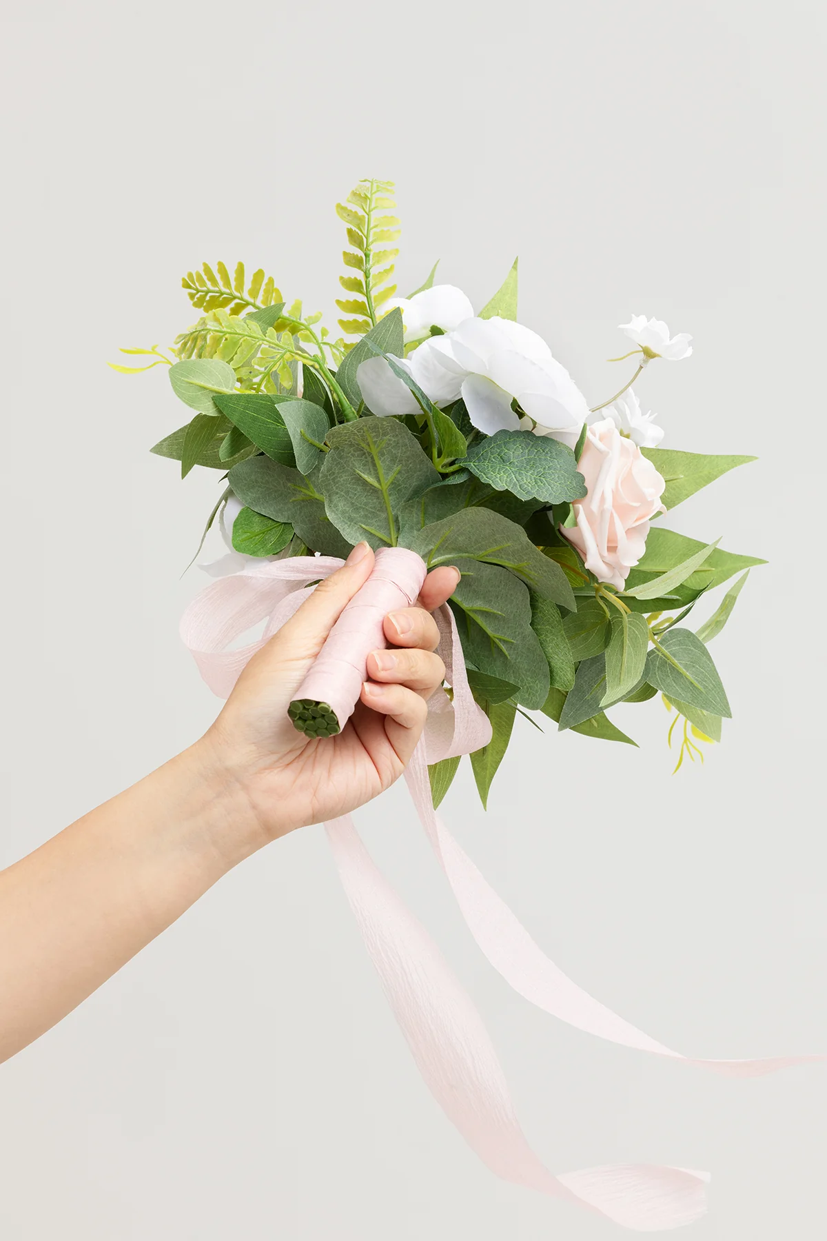 Bridesmaid Posy in Blush & Cream | Clearance - Image 7