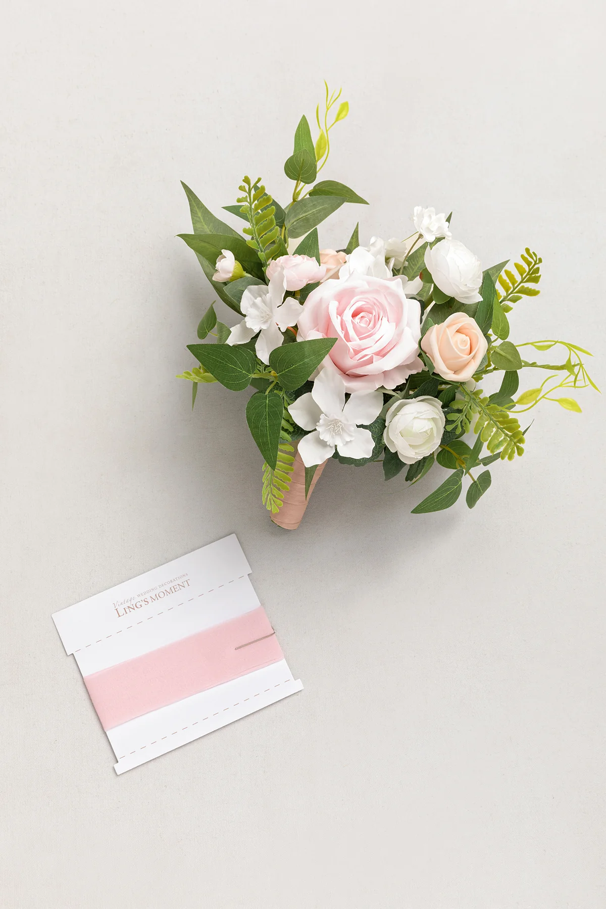 Bridesmaid Posy in Blush & Cream | Clearance - Image 8