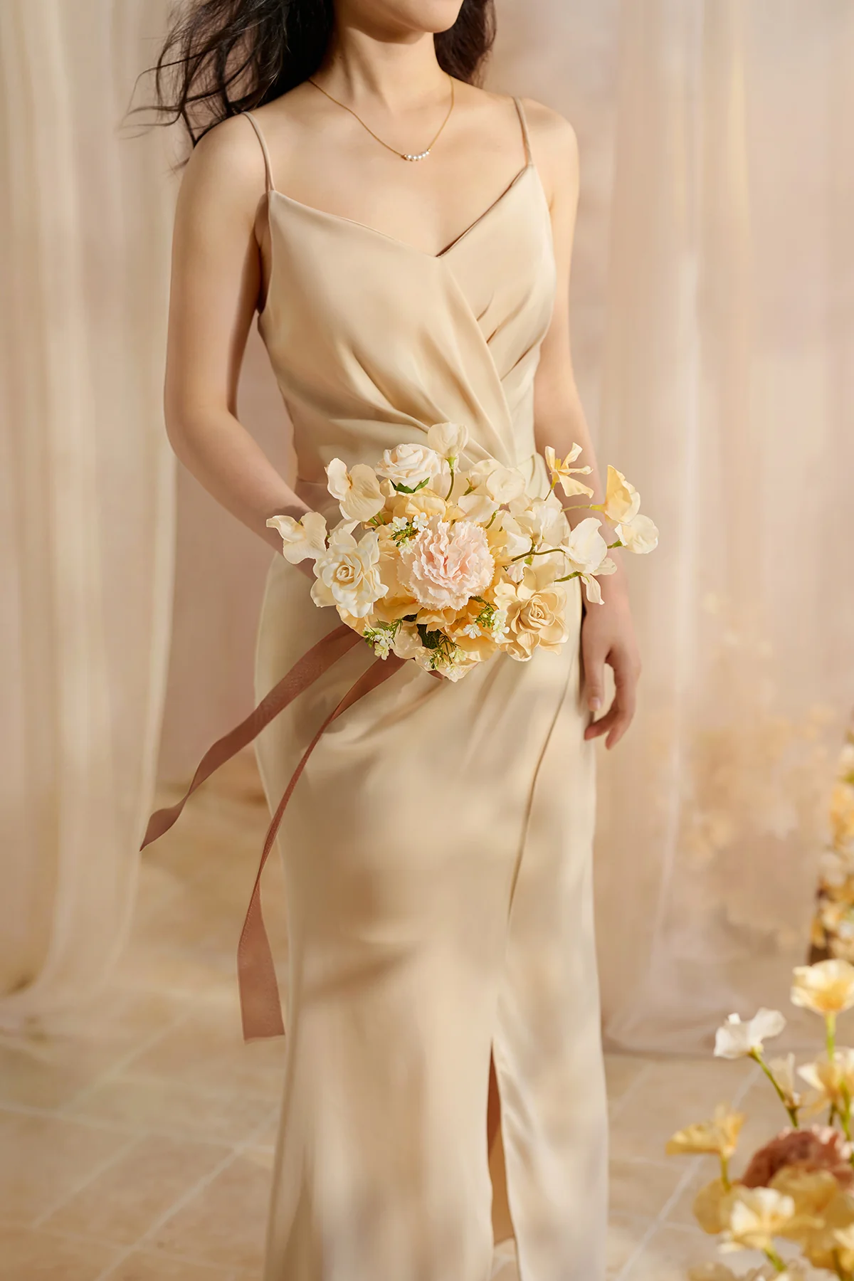 Bridesmaid Posy in Earth Brown & Butter Yellow | Clearance - Image 4