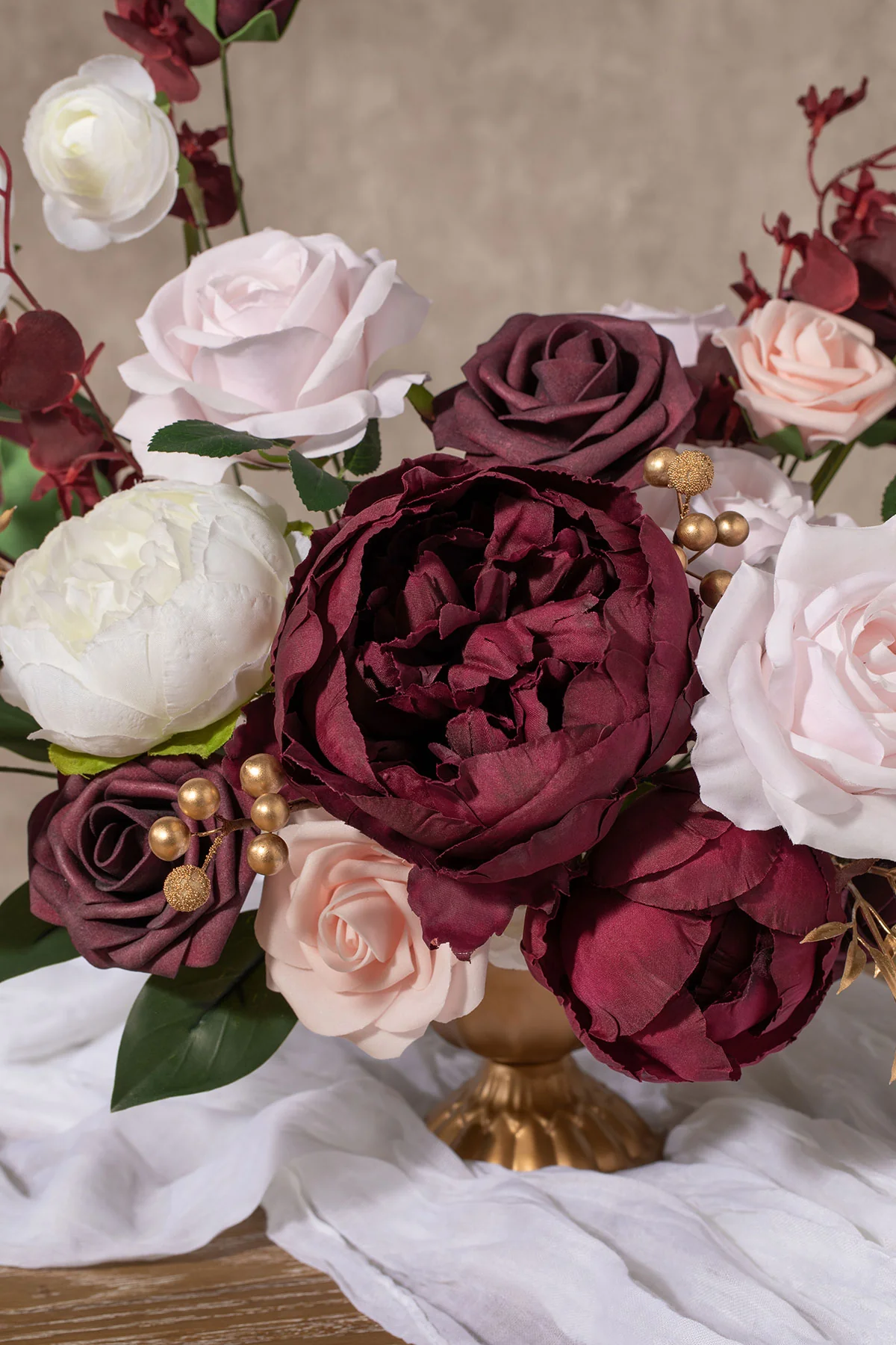DIY Kits For Centerpieces in Red Colors - Image 10