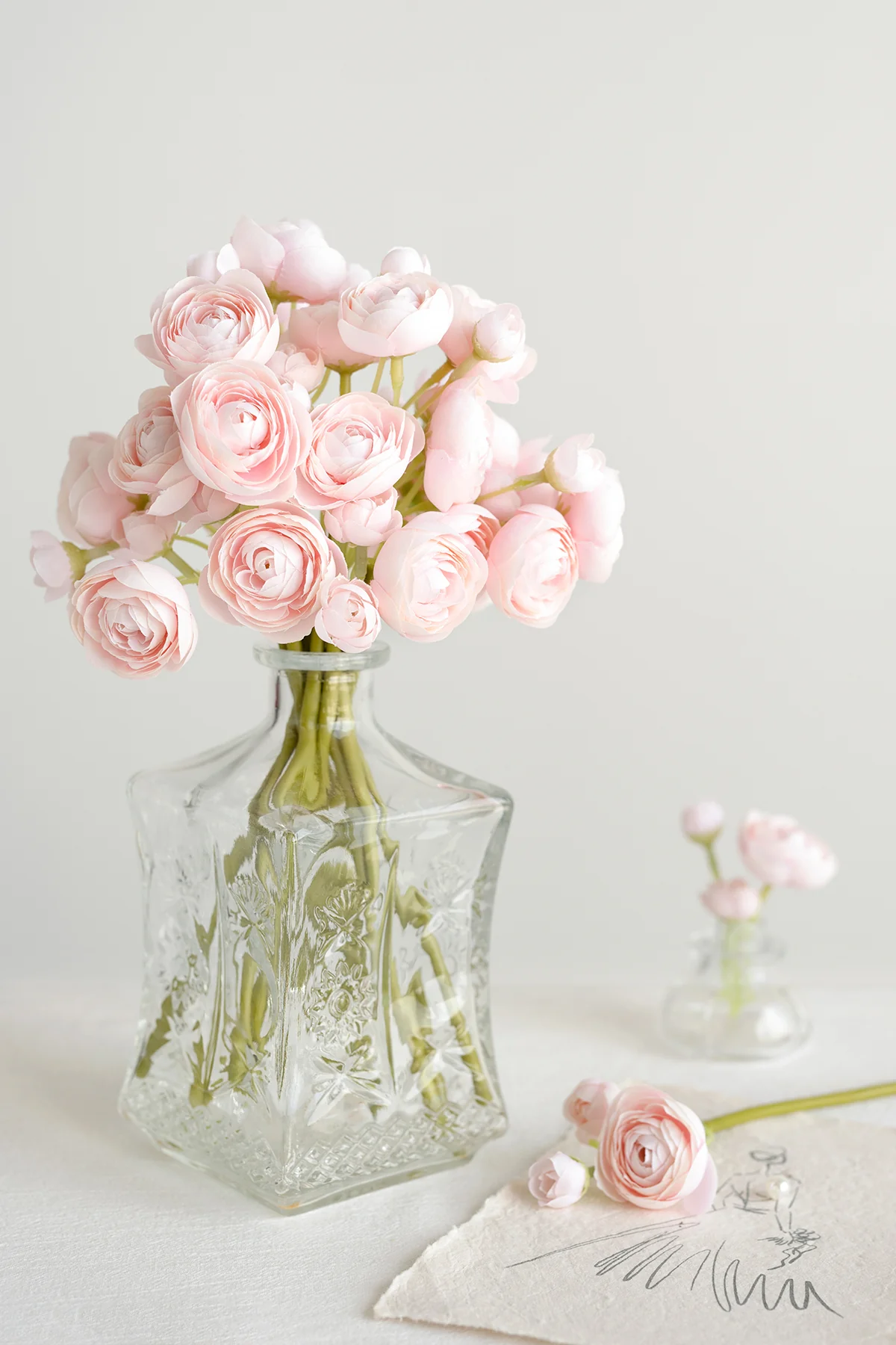 DIY Supporting Flower Boxes in Blush & Cream - Image 48