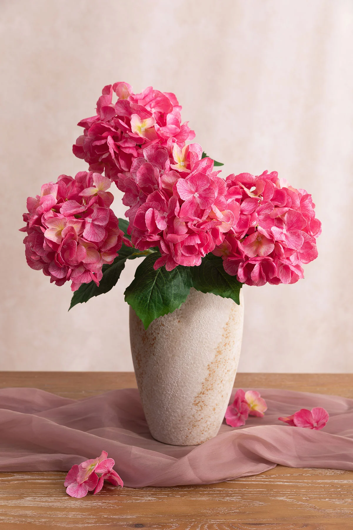 Hydrangeas with Stem - Berry Pink