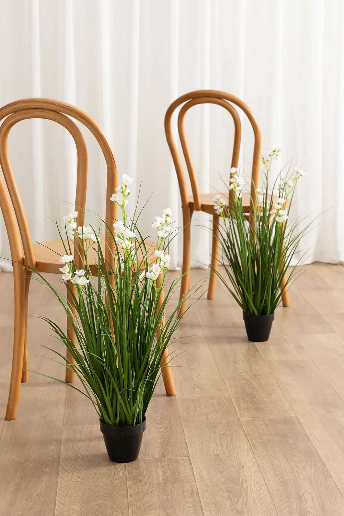 Maiden Grass Meadow in White & Green Hyacinth - Image 2