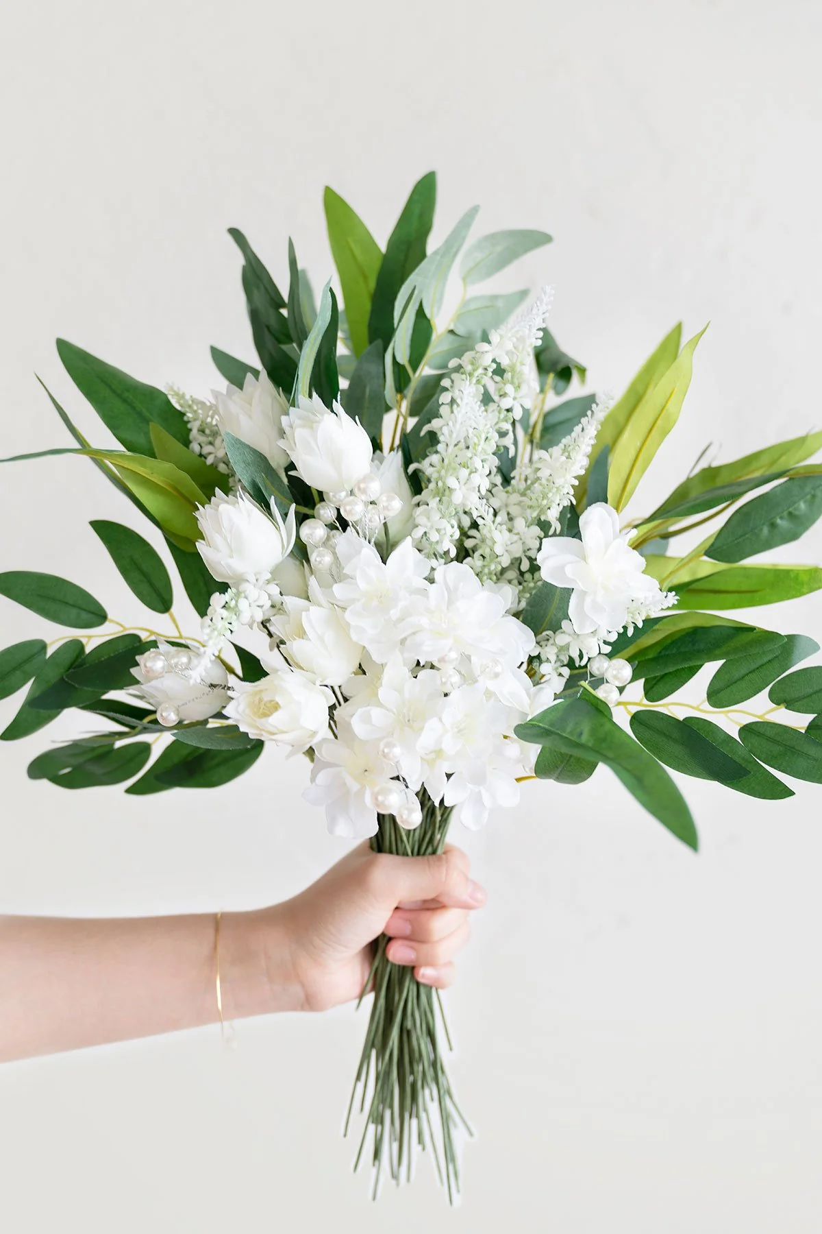 White & Green Wedding Flowers & Greenery - Image 5