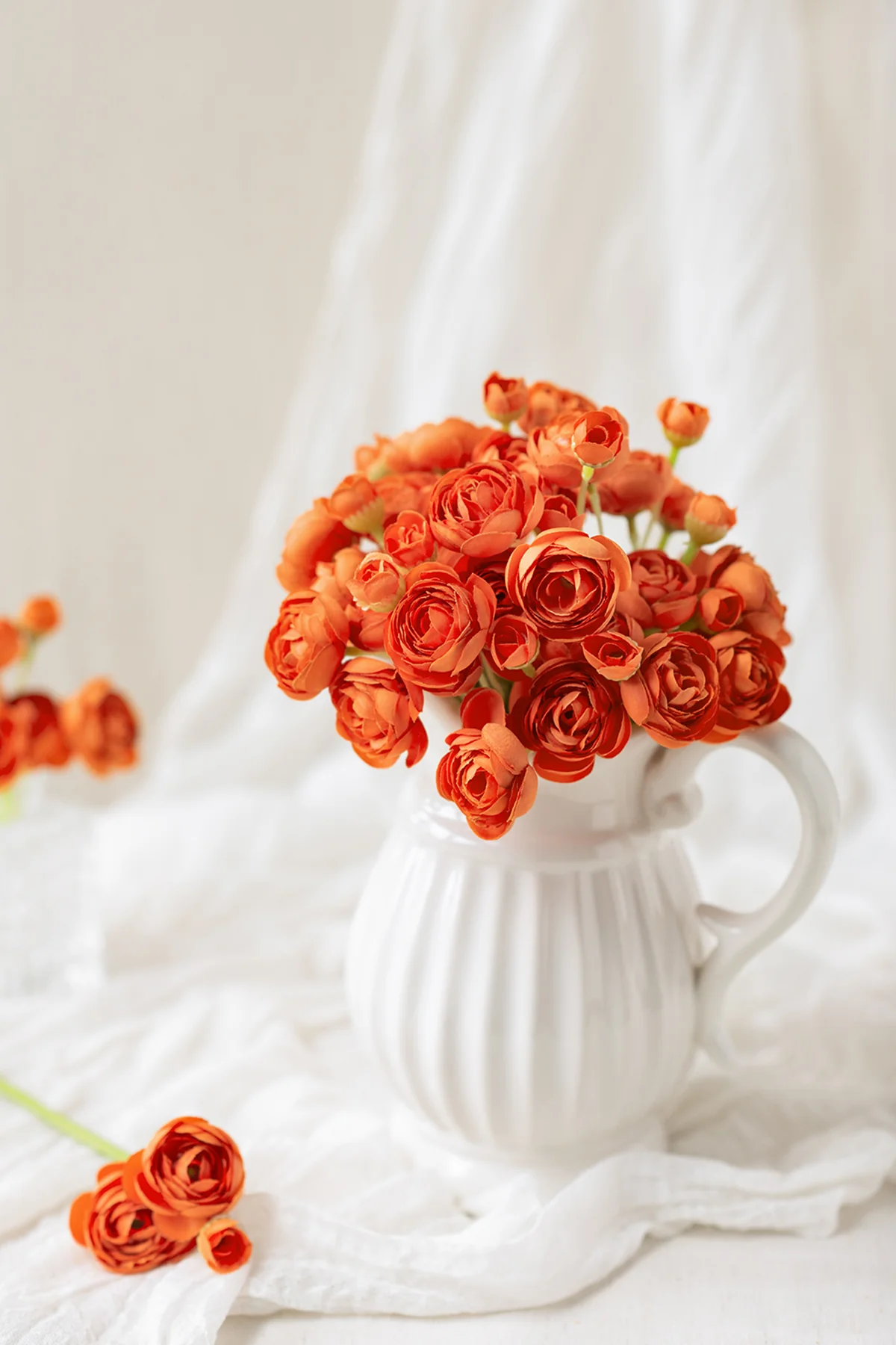 Ranunculus Flowers with Stem - Citrus Orange (18pcs)