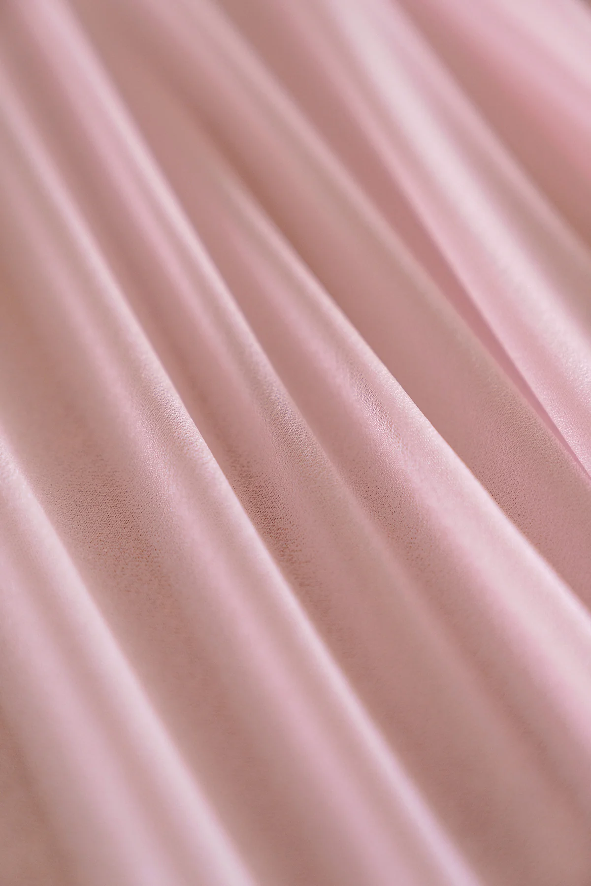 Romantic Sheer Table Runner 29" w x 14ft in Dusty Rose & Cream | Clearance - Image 4
