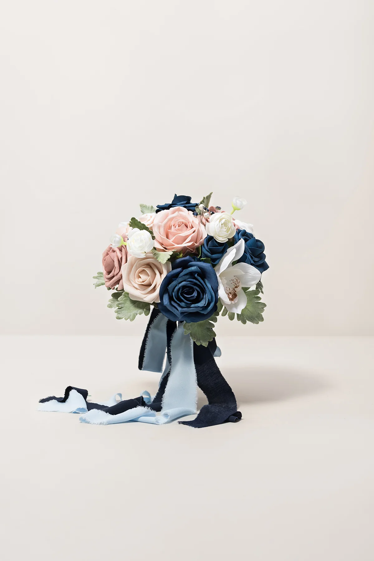 Round Bridesmaid Bouquets in 7" Round (Set of 4) - Image 2