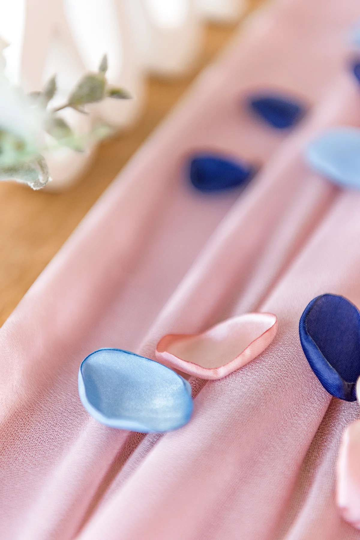 Silk Rose Petals - Image 25