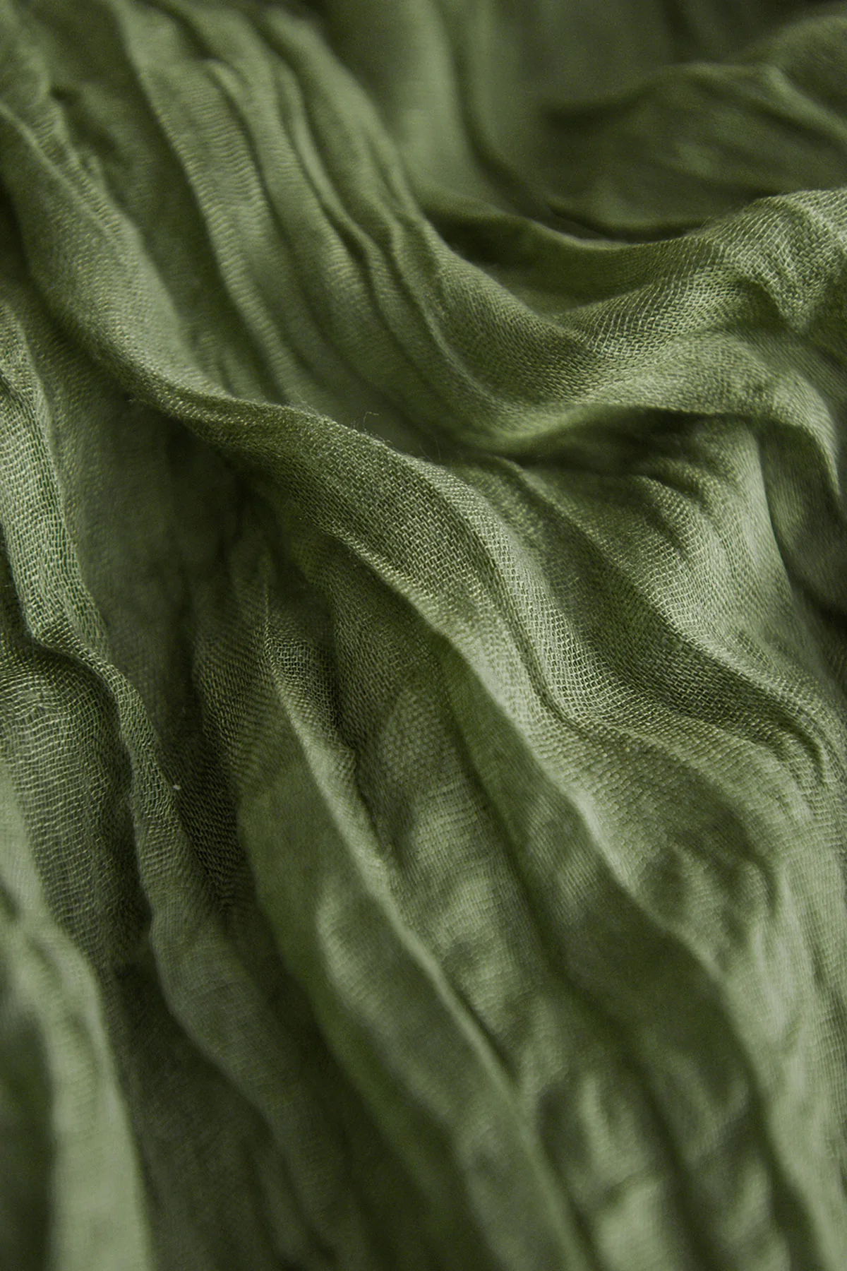 Table linens in Moss Green （35"w x10ft） - Image 4