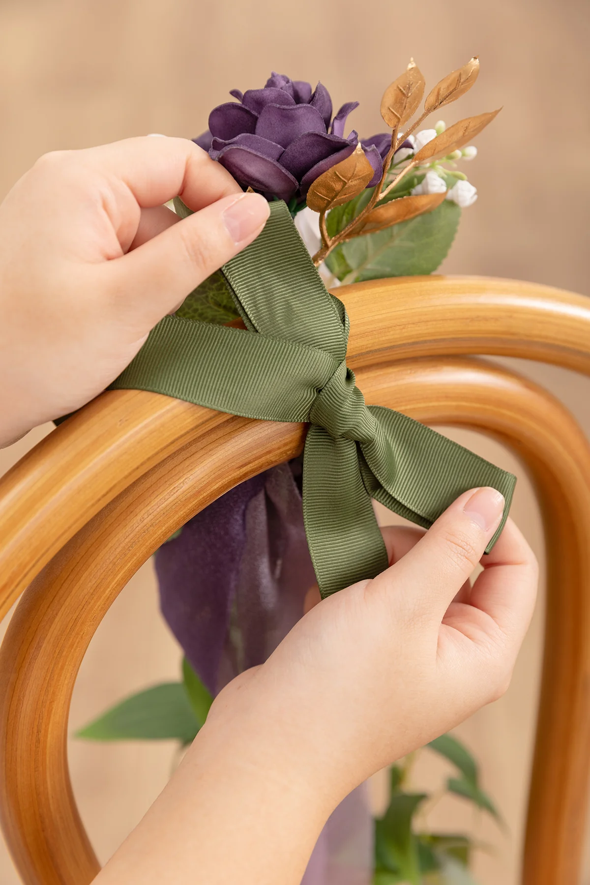 Wedding Aisle Decoration Pew Flowers in Lilac & Cream | Clearance - Image 4